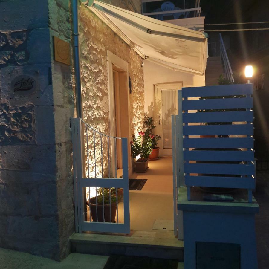 Vila Casa Sabir Modica Exteriér fotografie